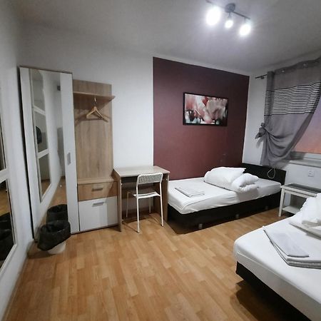 Lorf Hostel&Coffee Cracovia Esterno foto