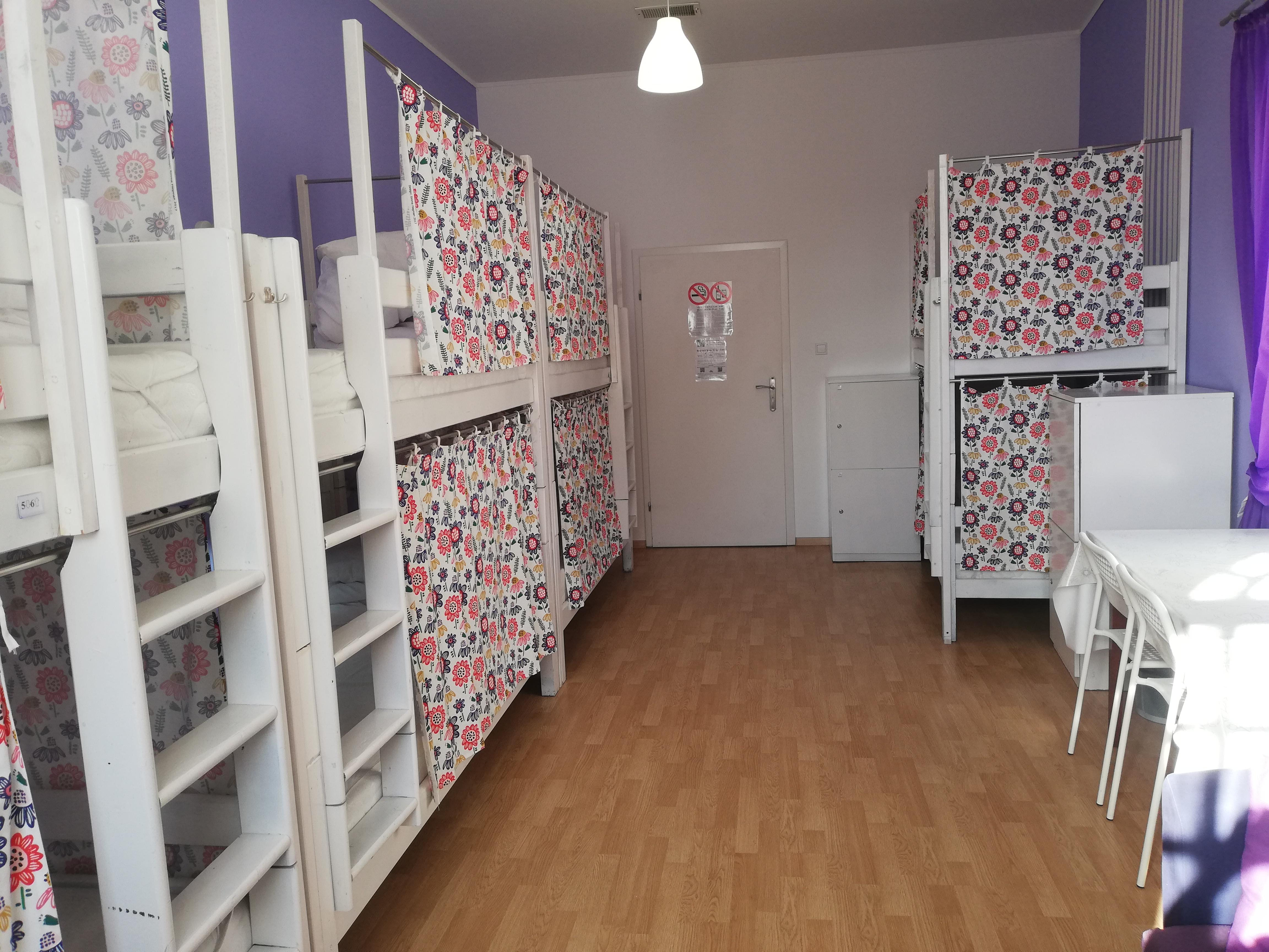 Lorf Hostel&Coffee Cracovia Esterno foto