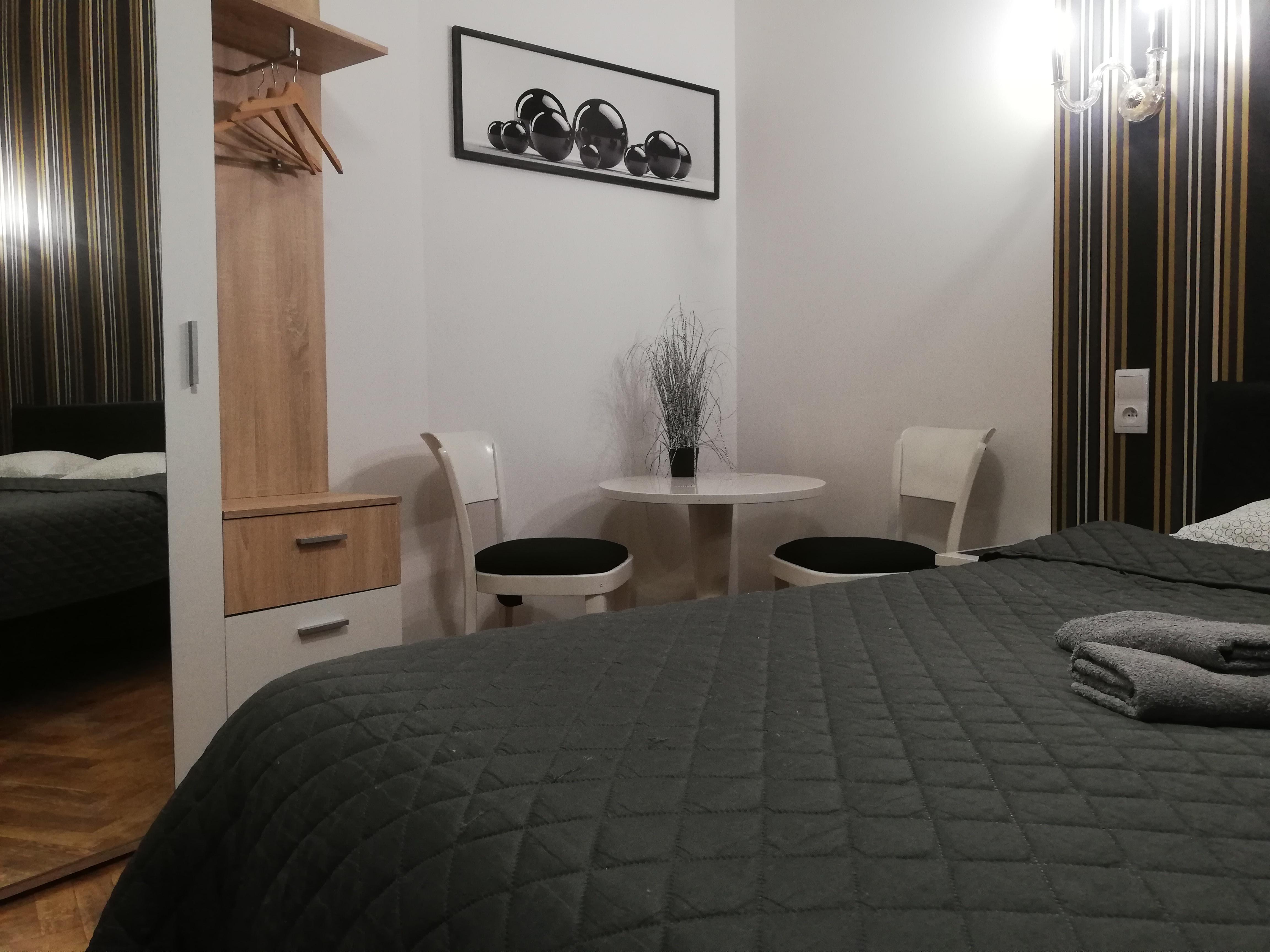 Lorf Hostel&Coffee Cracovia Esterno foto