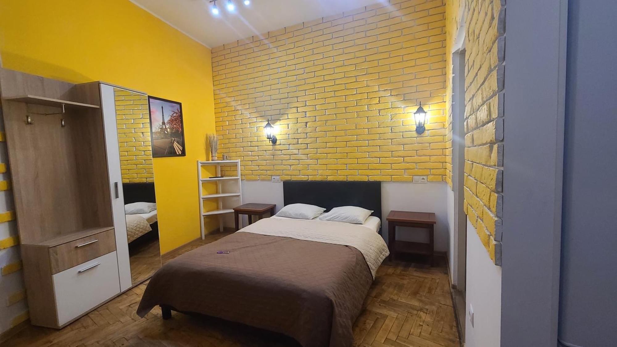 Lorf Hostel&Coffee Cracovia Esterno foto